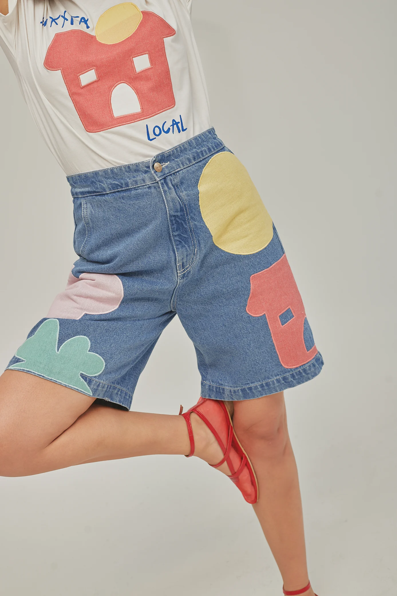 Drawing Patch Bermuda Shorts  - Image 2